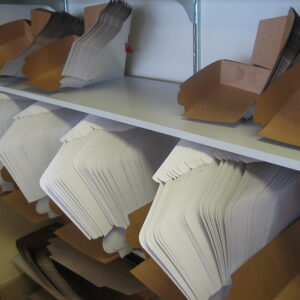 Folded kraft paper boxes